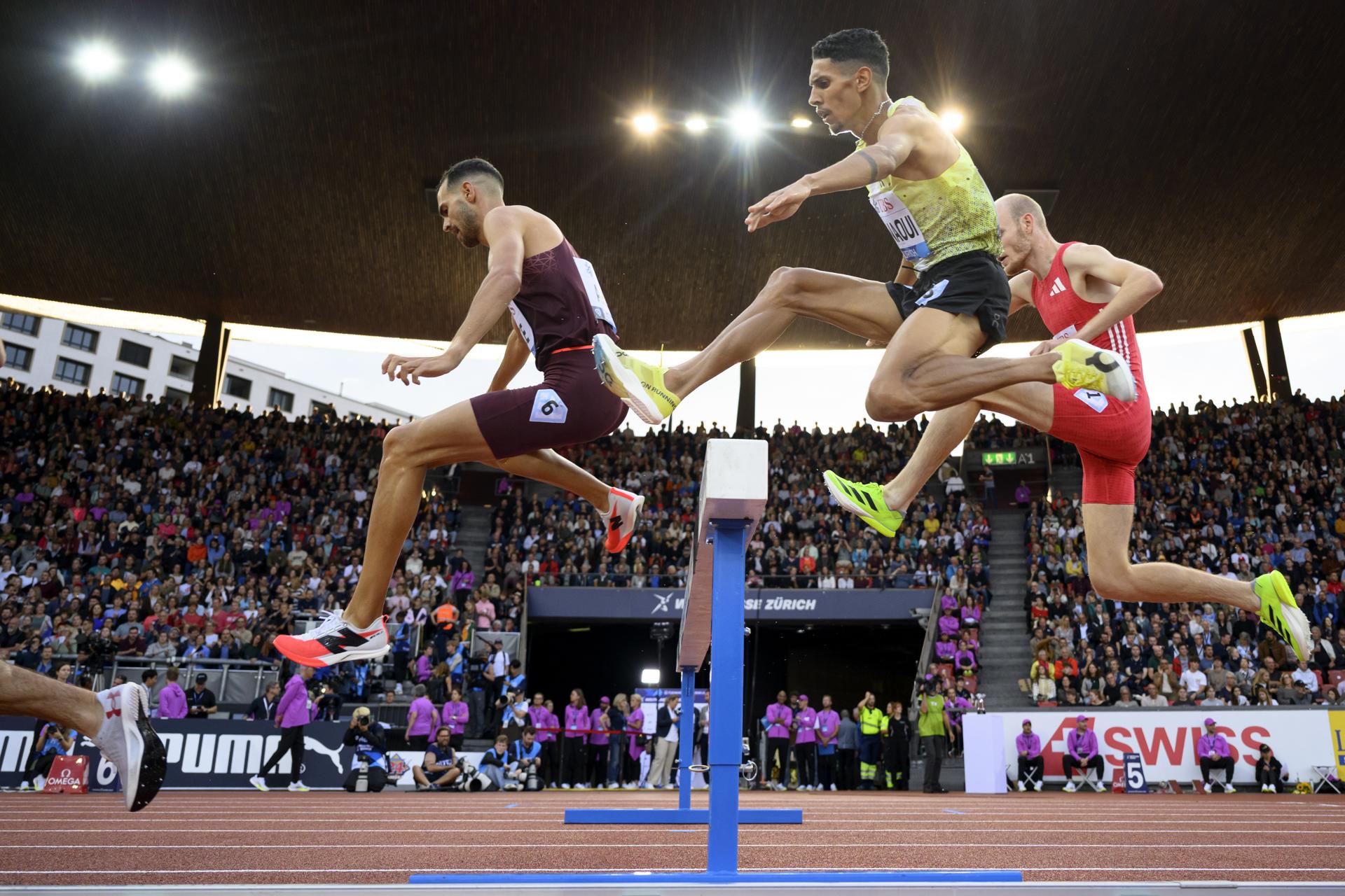 El burgalés Dani Arce finalizó con 8:14.36 en una meritoria cuarta posición los 3.000 obstáculos de la final de la Liga Diamante en Zurich (Suiza). EFE/EPA/ENNIO LEANZA