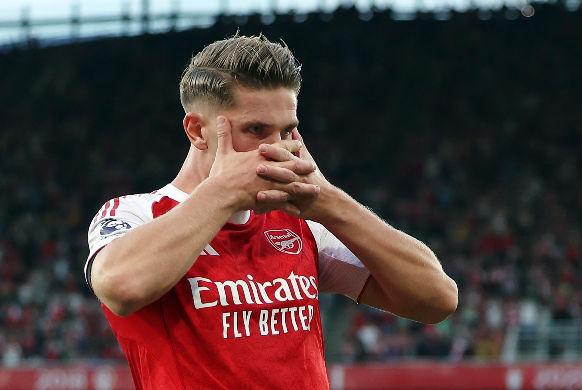 Viktor Gyokeres celebra uno de los goles del Arsenal al Leeds. EFE/EPA/ANDY RAIN.