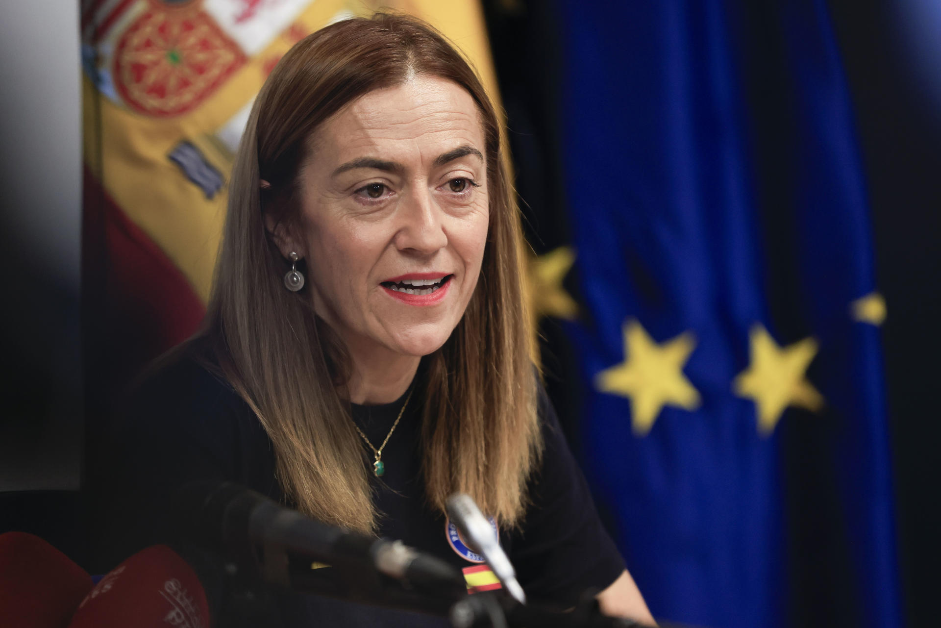 La directora general de Protección Civil, Virginia Barcones, comparece tras la reunión CECOD presidida telemáticamente por el presidente del Gobierno, Pedro Sánchez, este lunes. EFE/Pablo R. Seco