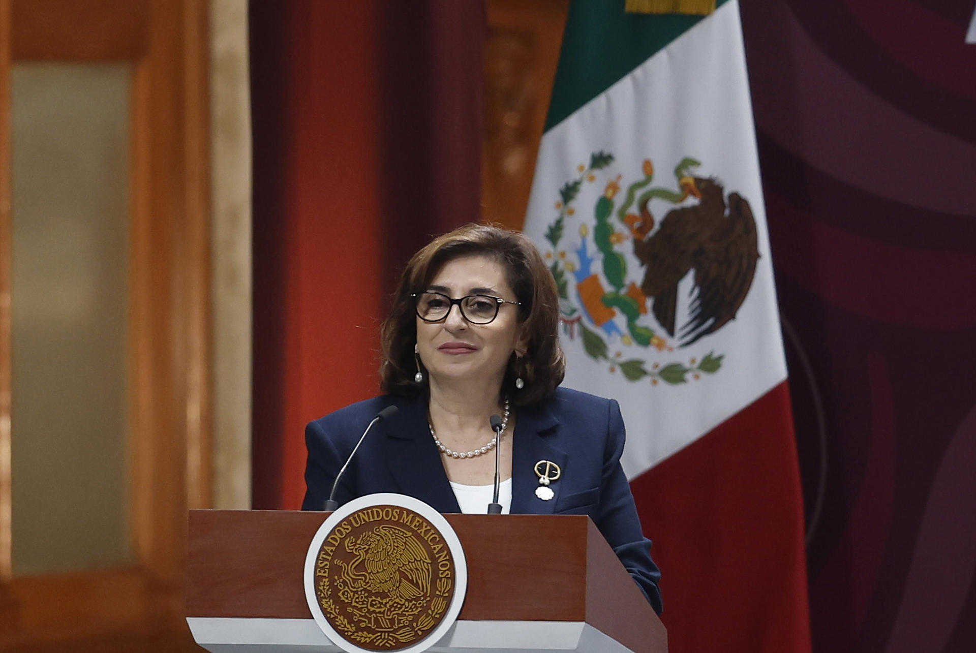 La directora ejecutiva de ONU Mujeres Sima Bahous asiste a la inauguración de la decimosexta Conferencia Regional sobre la Mujer de América Latina y el Caribe este martes, en el Palacio Nacional de la Ciudad de México (México). EFE/ Sáshenka Gutiérrez