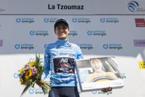La eslovena Urska Zigart (Soudal) en el podio enLa Tzoumaz  (SUiza) EFE/EPA/CYRIL ZINGARO