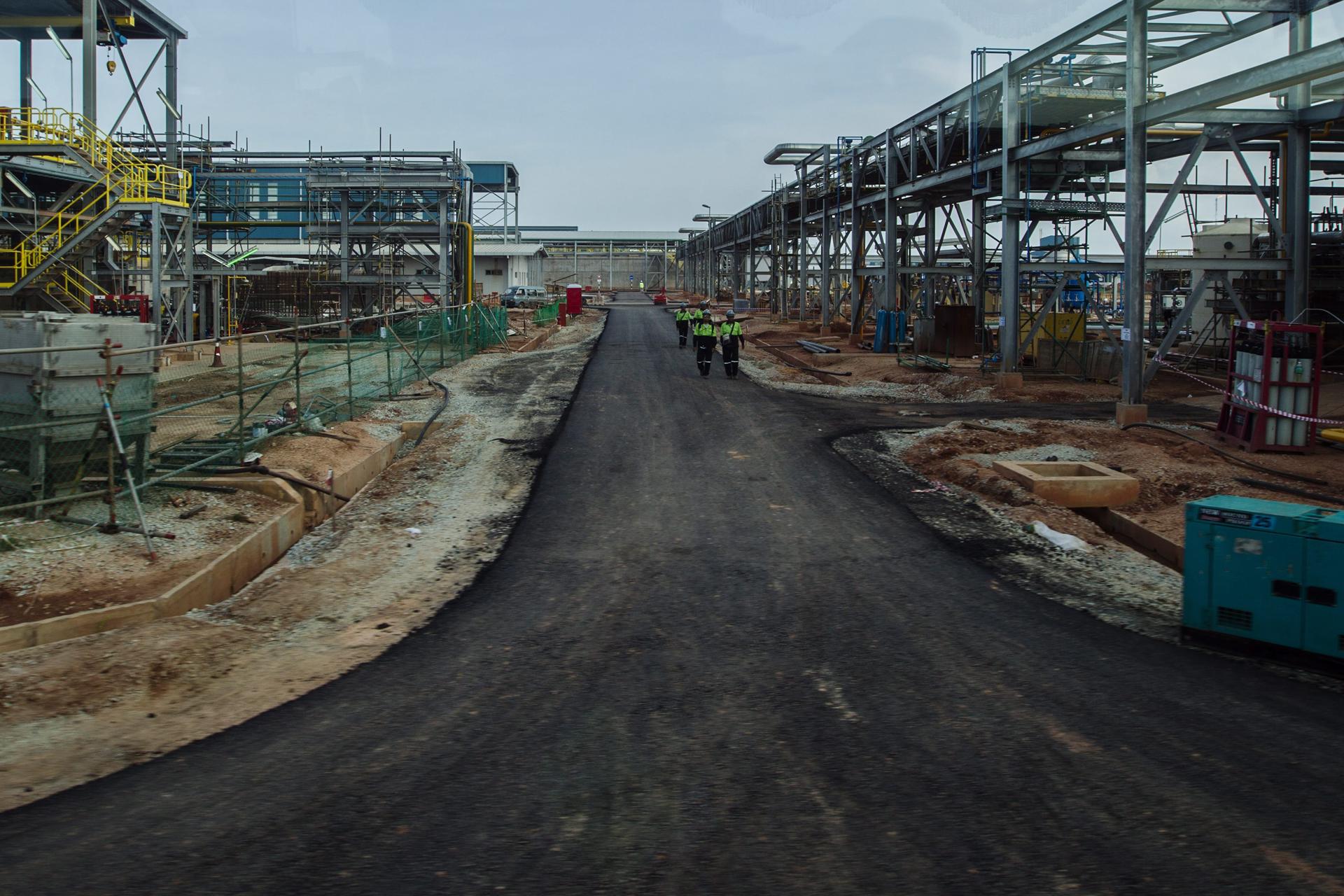 Imagen de archivo tomada el 24 de abril de 2021 que muestra una planta de tierras raras de Lynas Corp en Gebeng, Malasia. EFE/Ahmad Yusni