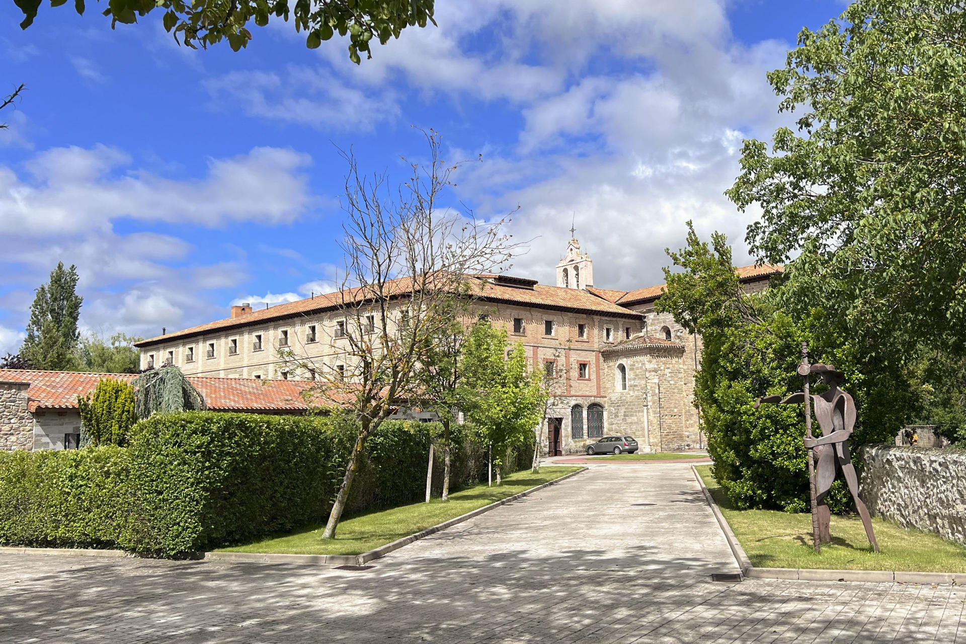 Fachada del convento de Belorado (Burgos 21/06/2024). La jueza de Primera Instancia e Instrucción de Briviesca (Burgos) ha dado la razón a la Iglesia Católica en su demanda de desahucio contra las exmonjas de Belorado y las condena a abandonar el monasterio, según la sentencia a la que ha tenido acceso EFE. EFE/ archivo/ Iratxe Rodríguez
