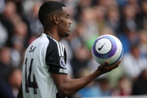 El jugador del Newcastle United, Alexander Isak, en una foto de archivo. EFE/EPA/ADAM VAUGHAN