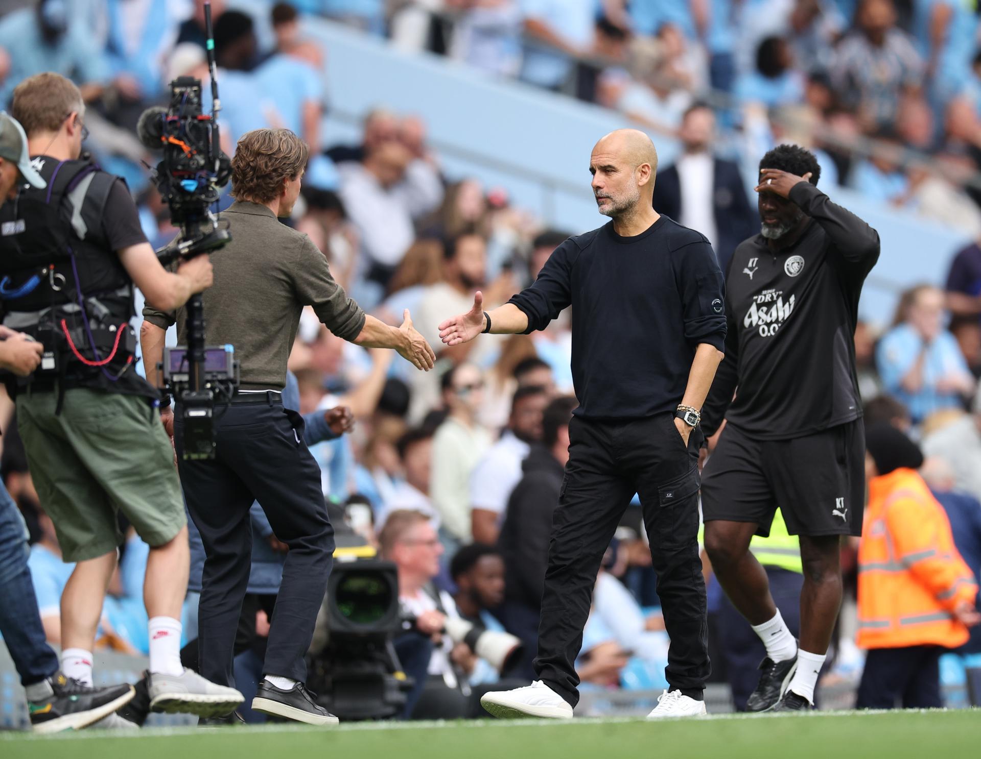 Pep Guardiola del Manchester City después de la derrota en la Premier League contra el Tottenham en Manchester, Reino Unido, 23 August 2025. (Reino Unido) EFE/EPA/ADAM VAUGHAN