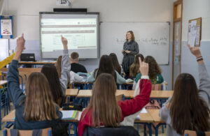 Imagen de archivo de una clase de un Instituto de Educación Secundaria. EFE/José Manuel Pedrosa