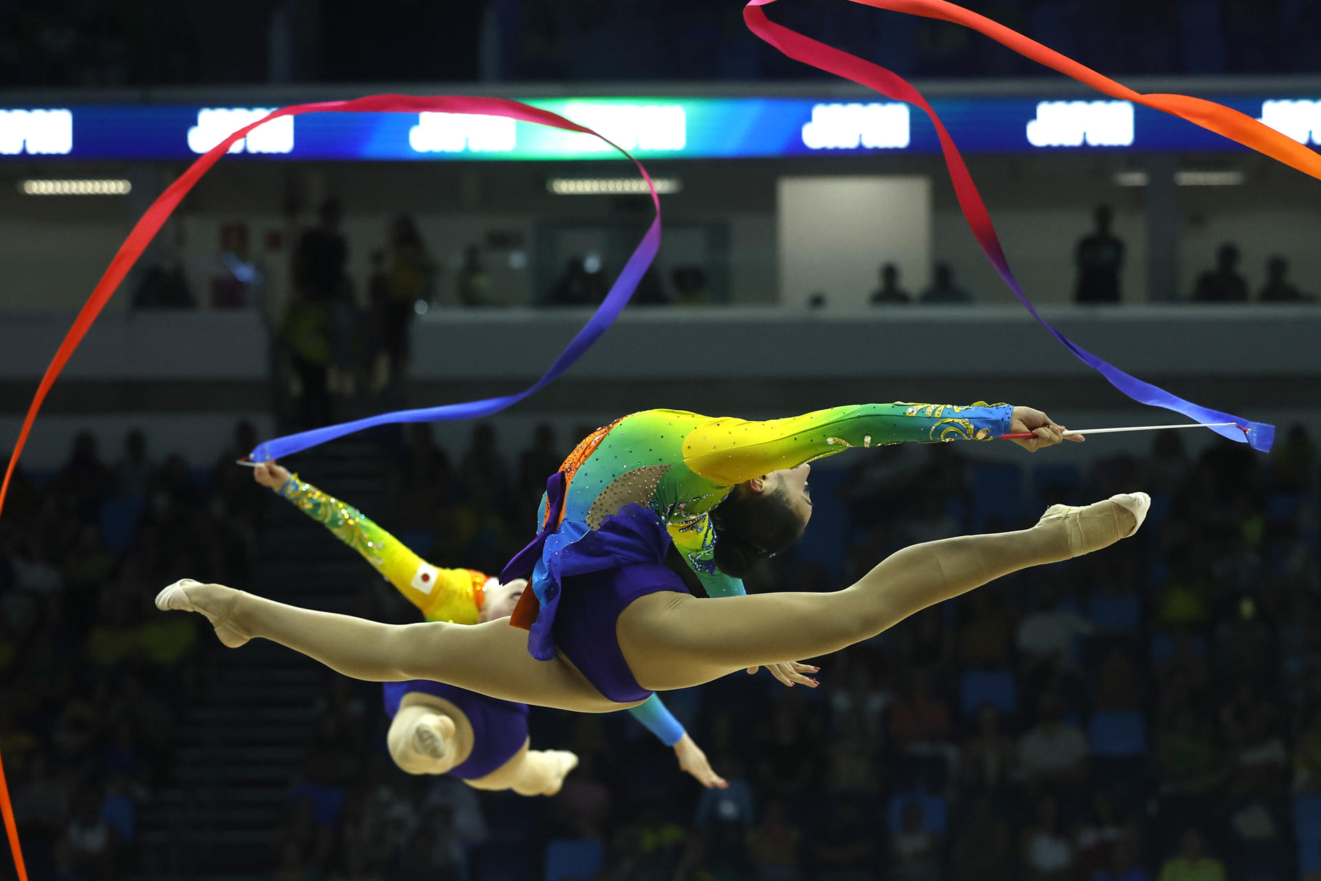 Gimnastas japonesas compiten este sábado en el Campeonato Mundial de Gimnasia Rítmica en Río de Janeiro. EFE/ Antonio Lacerda