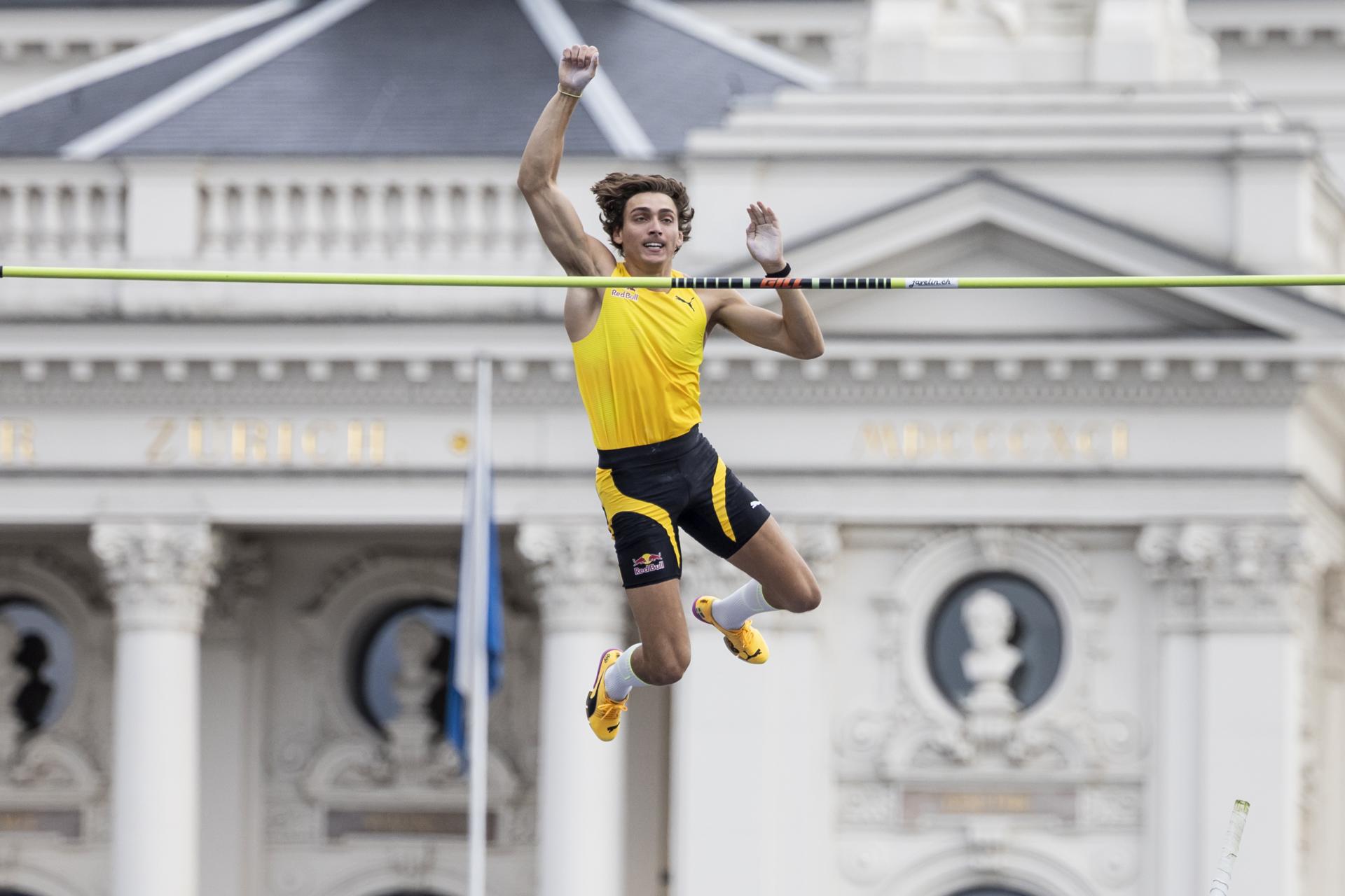 El pertiguista sueco Armand 'Mondo' Duplantis en Zurich (Suiza). EFE/EPA/MICHAEL BUHOLZER