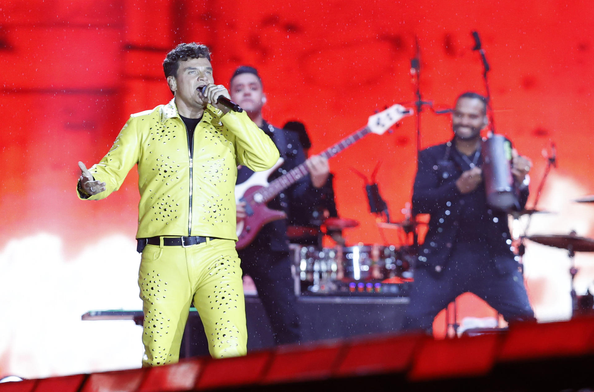 El cantante colombiano Silvestre Dangond en de su gira 'El último baile' en Bogotá, el 29 de agosto de 2025. EFE/ Mauricio Duenas Castaneda