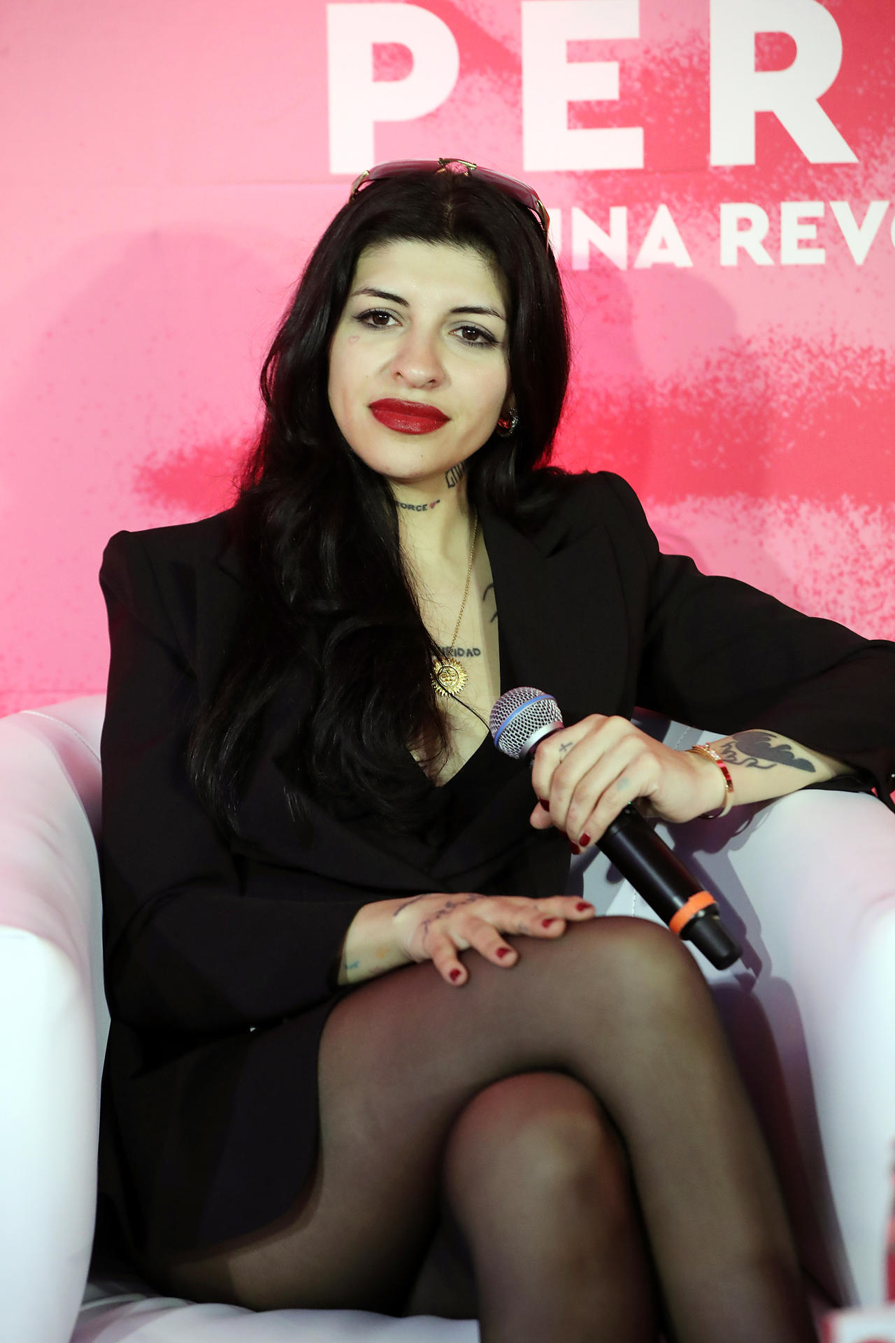 La cantante argentina Cazzu posa durante una rueda de prensa este martes, en Ciudad de México (México). EFE/ Mario Guzmán