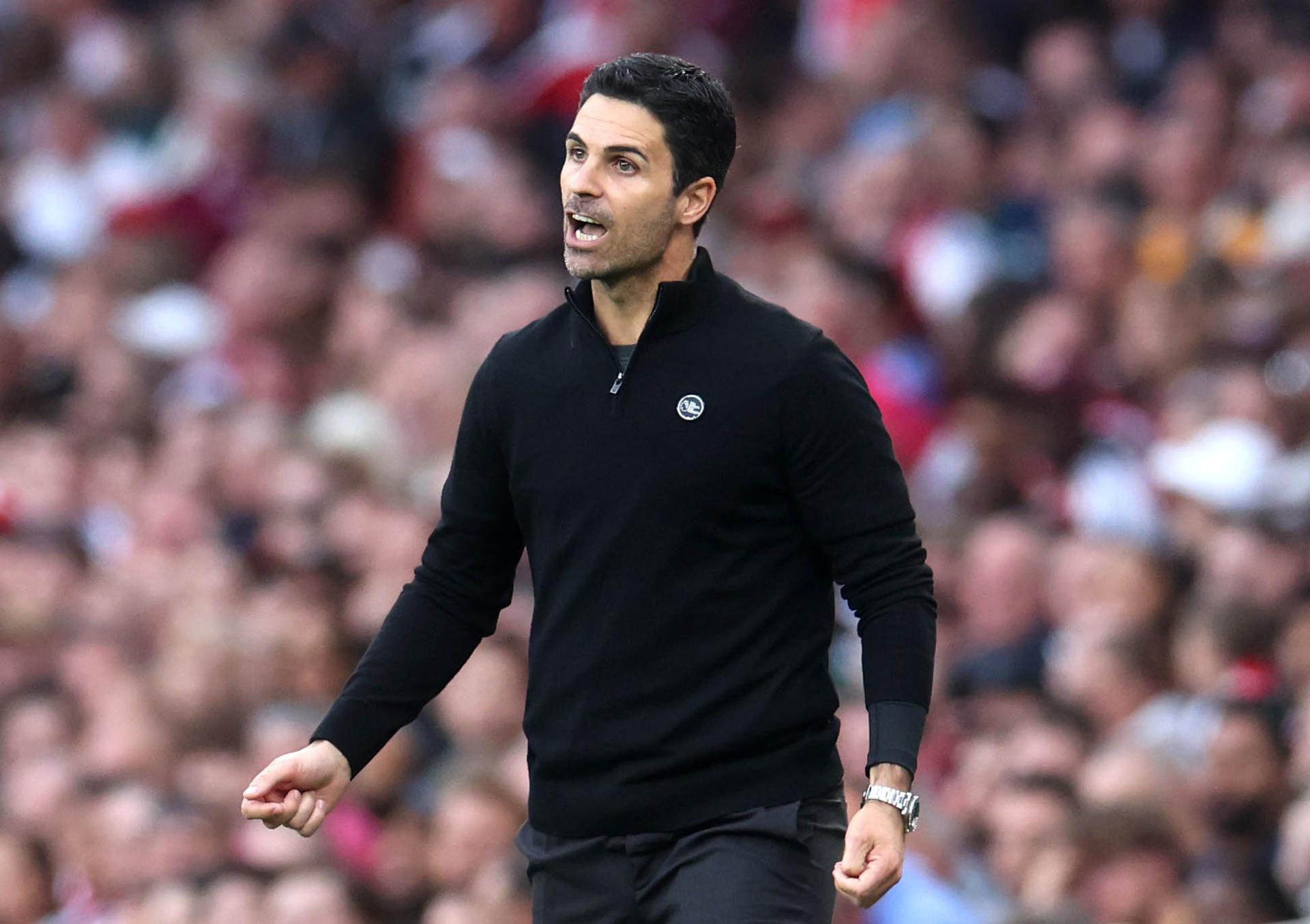 El entrenador del Arsenal, Mikel Arteta, reacciona durante el partido de fútbol de la Premier League inglesa entre el Arsenal FC y el Brentford FC, en Londres, Reino Unido, el 12 de abril de 2025. Foto de archivo de: NEIL HALL/EFE/EPA