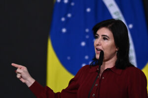 Fotografía de archivo de la ministra de Planificación de Brasil, Simone Tebet, durante un acto público, en el Palacio de Planalto, en Brasília (Brasil). EFE/Andre Borges