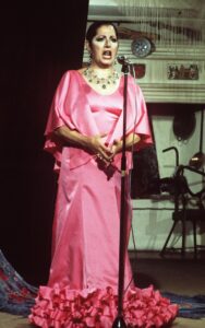 La cantante Juanita Reina actúa en una sala de fiestas madrileña. EFE/Archivo/ct