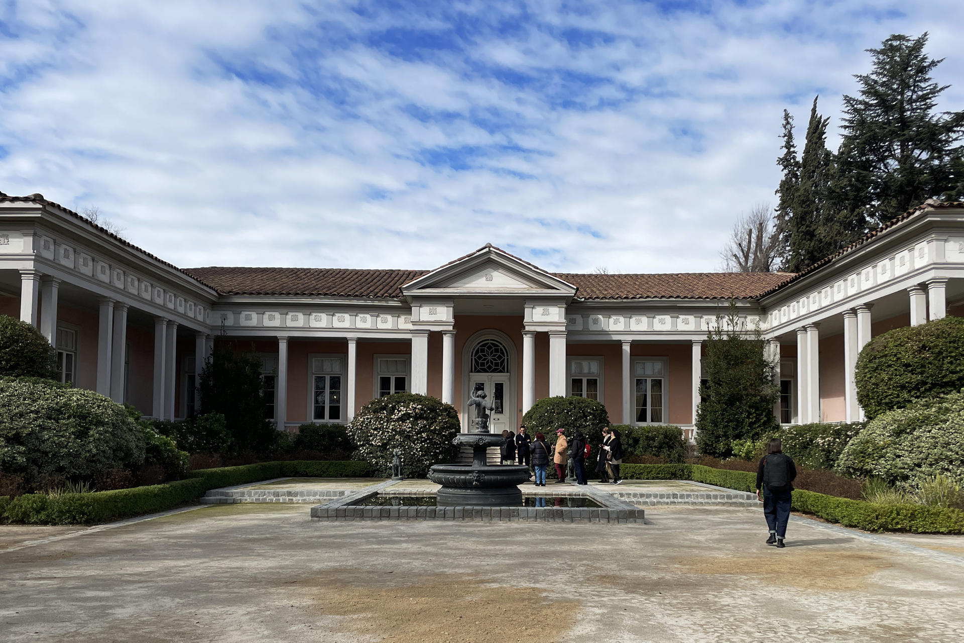 Fotografía de la casona Don Melchor en la viña Concha y Toro, en Santiago (Chile). EFE/ Raúl Gómez