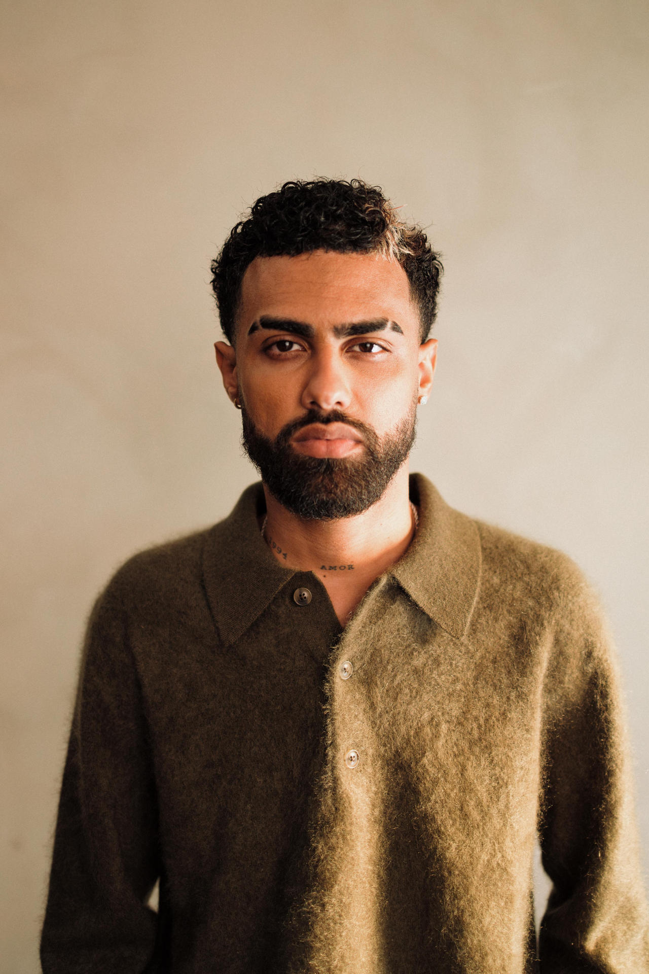 Fotografía cedida por Dynamic Records que muestra al cantante puertorriqueño Jay Wheeler con motivo de su nuevo tema, 'Por fa no te vayas', con el que el artista explora por primera vez la bachata. EFE/ Dynamic Records