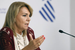 Rueda de la prensa de la vicepresidenta del Consell Susana Camarero, tras la reunión del Gobierno valenciano antes de iniciar las vacaciones de agosto, este martes en València.-EFE/ Ana Escobar