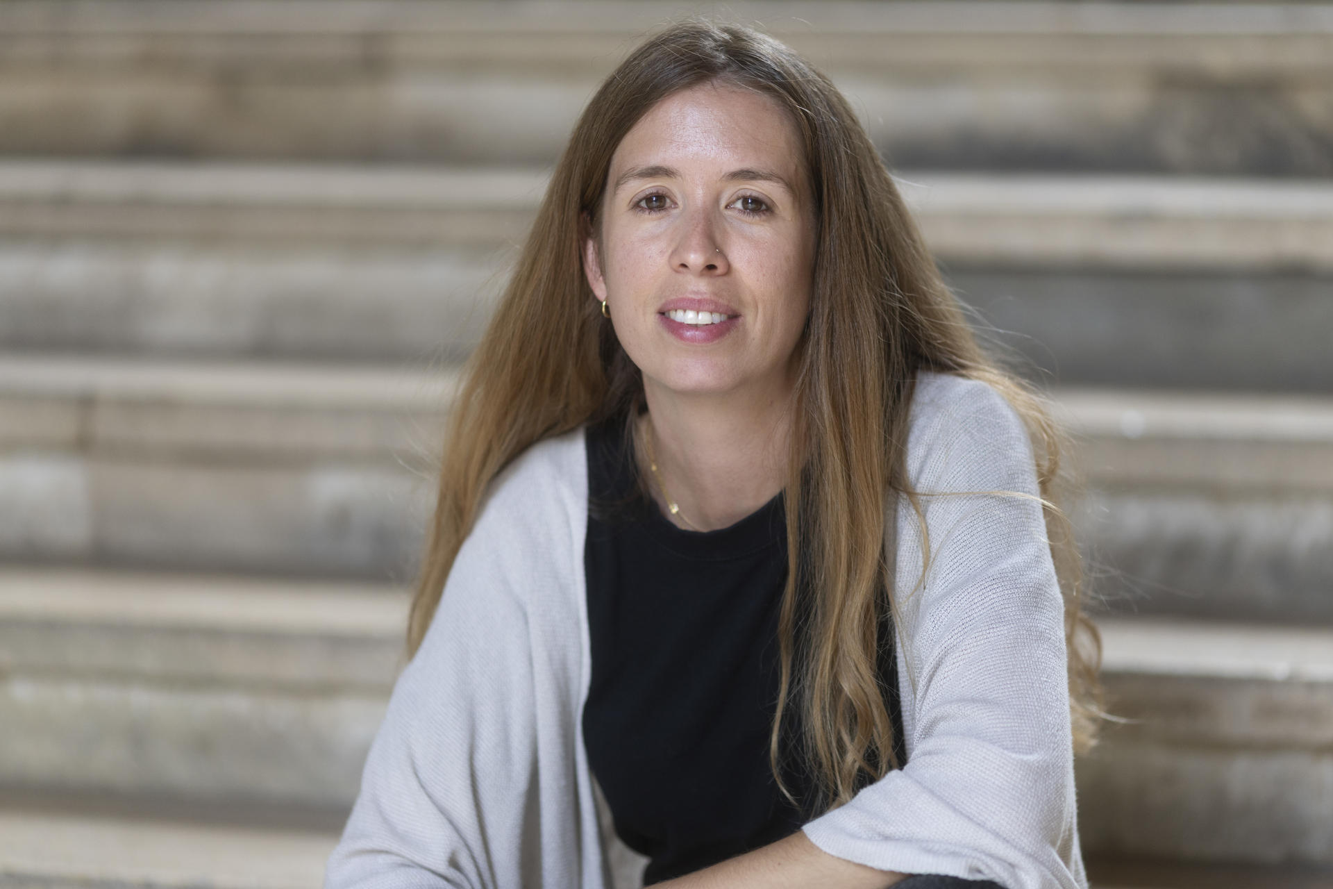 Ante los cambios de hábitos que conlleva el verano, las personas que se están recuperando de una adicción tienen que intentar confeccionar nuevas rutinas y expresar todas sus emociones, recomienda la directora técnica de Proyecto Hombre Cataluña, Cristina Vidal, en una entrevista con EFE. EFE/Marta Pérez