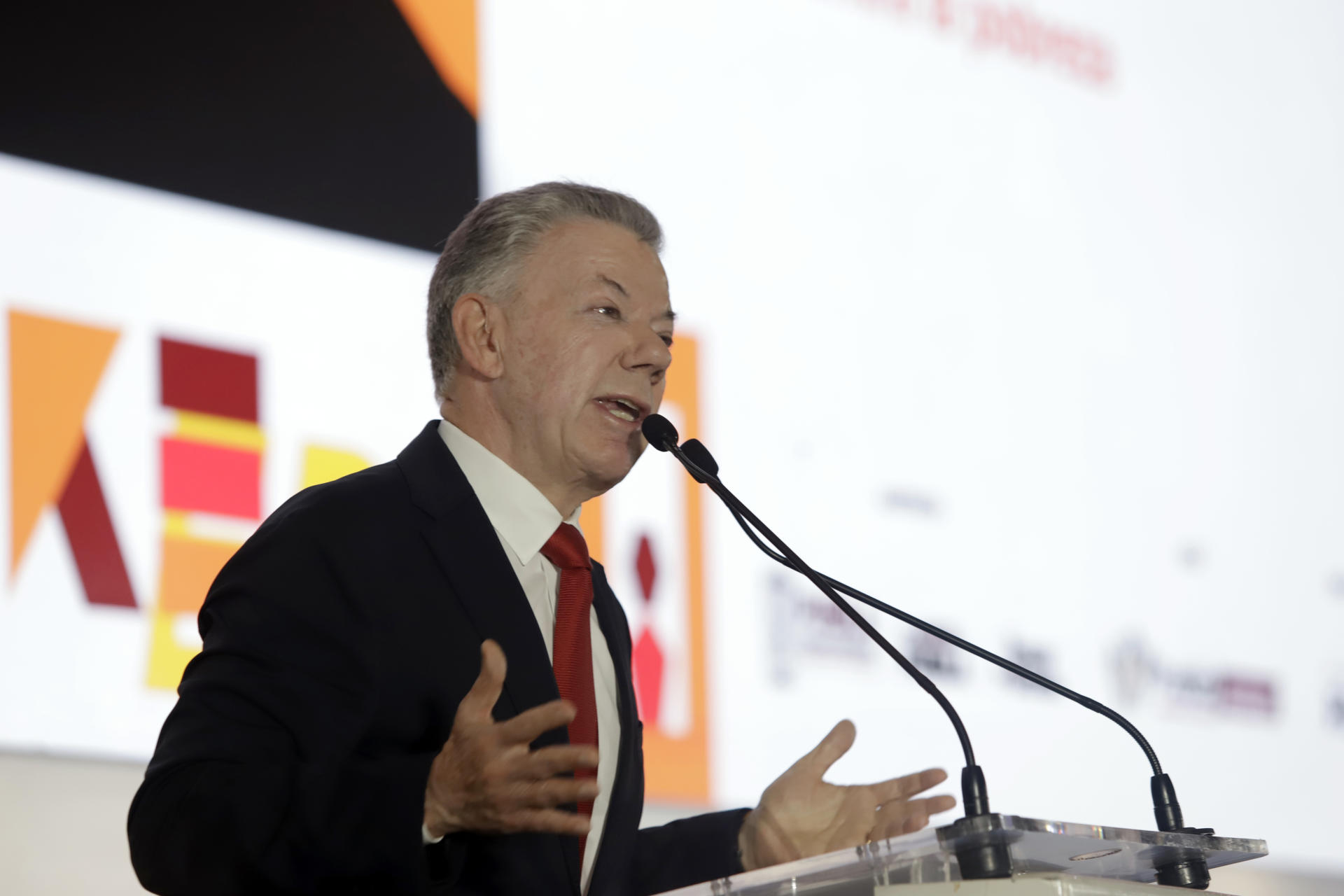 Fotografía de archivo del expresidente de Colombia y Nobel de la Paz Juan Manuel Santos, en Puebla (México). EFE/ Hilda Ríos