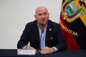 El ministro de Defensa de Ecuador, Gian Carlo Loffredo, en una fotografía de archivo. EFE/ José Jácome