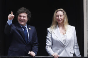 El presidente de Argentina, Javier Milei, y su hermana Karina Milei, secretaria general de la Presidencia, en una fotografía de archivo. EFE/ Bienvenido Velasco