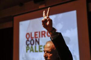 El embajador de Palestina en España, Husni Abdel Wahed, acude en visita oficial al ayuntamiento de Oleiros (A Coruña), donde ha pronunciado este viernes un discurso enmarcado en el ciclo de cine euroárabe Amal. EFE/Cabalar