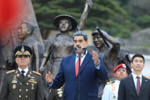 Fotografía cedida donde se observa al presidente de Venezuela, Nicolás Maduro, hablando en un acto de gobierno este 3 de septiembre de 2025, en Caracas (Venezuela). EFE/ Prensa del Palacio de Miraflores