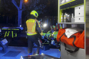 Un hombre de 60 años ha resultado herido grave este martes por la noche tras ser atropellado por un autobús en el Paseo de la Castellana de Madrid, ha informado Emergencias Madrid. EFE/Ayuntamiento de Madrid SOLO USO EDITORIAL/SOLO DISPONIBLE PARA ILUSTRAR LA NOTICIA QUE ACOMPAÑA (CRÉDITO OBLIGATORIO)