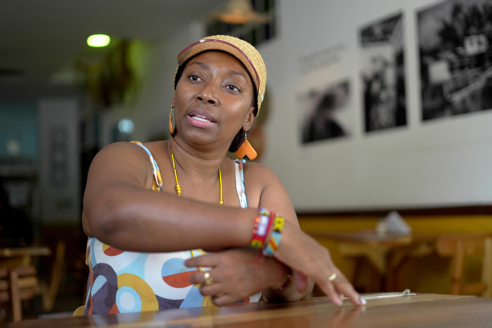 La cantante colombiana Nidia Góngora habla en entrevista con EFE el 08 de septiembre de 2025, en Cali (Colombia). EFE/Ernesto Guzmán