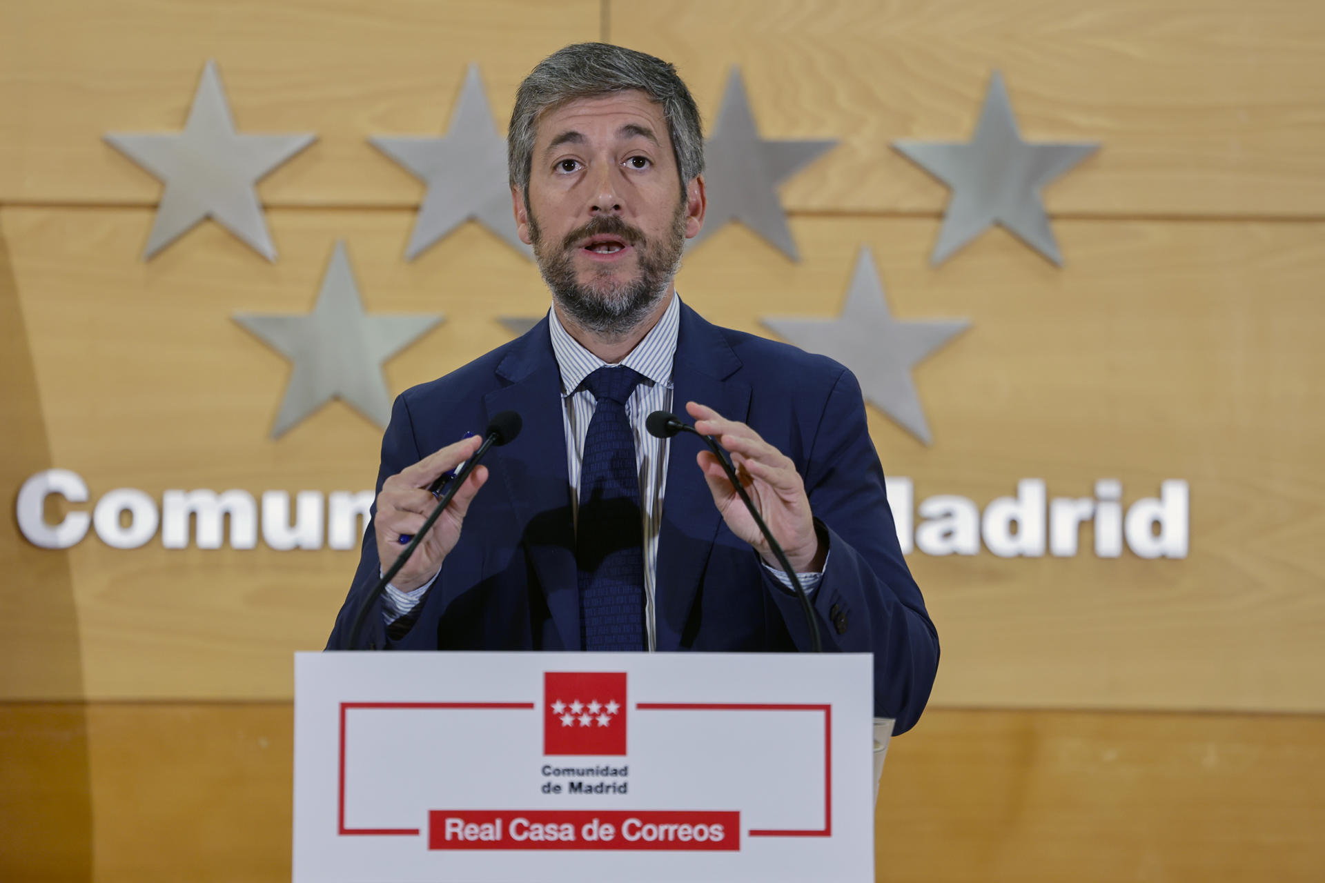 Miguel Ángel García, consejero de Presidencia, Justicia y Administración Local, en una rueda de prensa . EFE/ Sergio Pérez