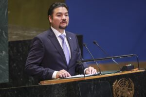 El canciller de Honduras, Javier Bu Soto, habla durante el Debate General de la 80ª sesión de la Asamblea General de las Naciones Unidas en Nueva York, EE.UU. EFE/SARAH YENESEL