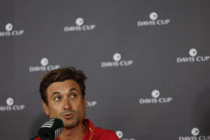 El tenista y capitán del equipo de Copa Davis de España, David Ferrer, ofrece una rueda de prensa este miércoles en Marbella de cara a la segunda ronda clasificatoria de la Copa Davis 2025 contra Dinamarca, que se celebra este fin de semana. EFE/ Jorge Zapata