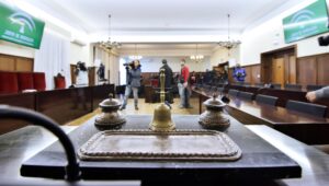 Imagen de archivo de la sala de la Audiencia de Sevilla donde se celebró el juicio de los ERE. EFE/Raúl Caro.