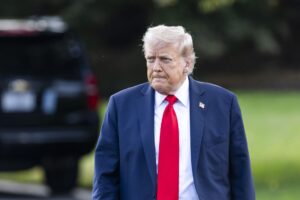 El presidente de EE.UU., Donald Trump, el 11de septiembre de 2025. EFE/JIM LO SCALZO