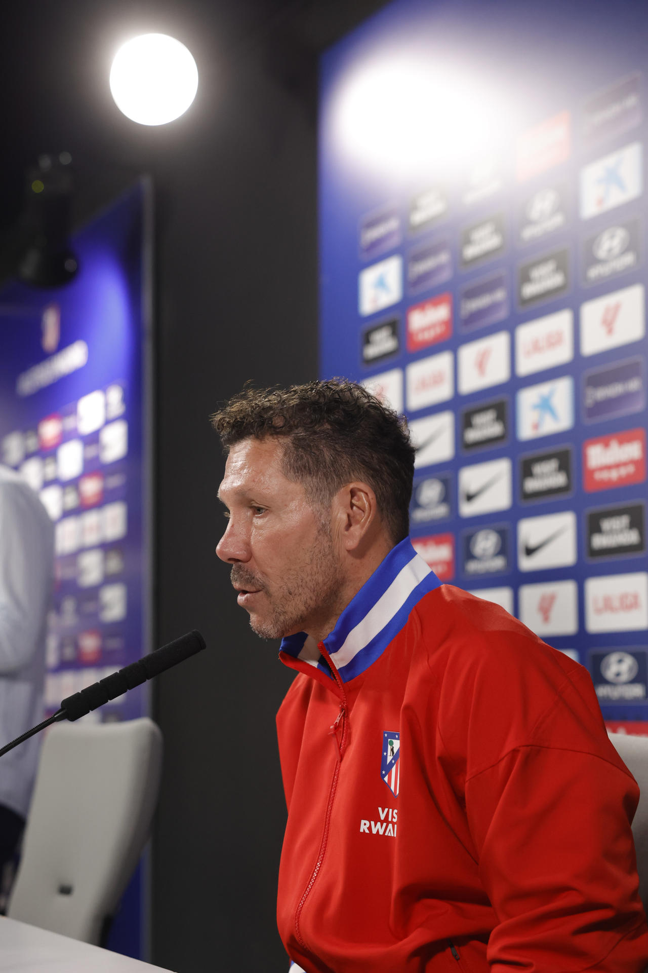Simeone, durante la rueda de prensa.-EFE/ Zipi Aragón