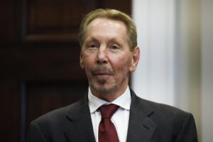 Fotografía de archivo del 21 de enero de 2025, que muestra al director ejecutivo de Oracle, Larry Ellison, en la Sala Roosevelt de la Casa Blanca en Washington (EE. UU). EFE/ Aaron Schwartz /