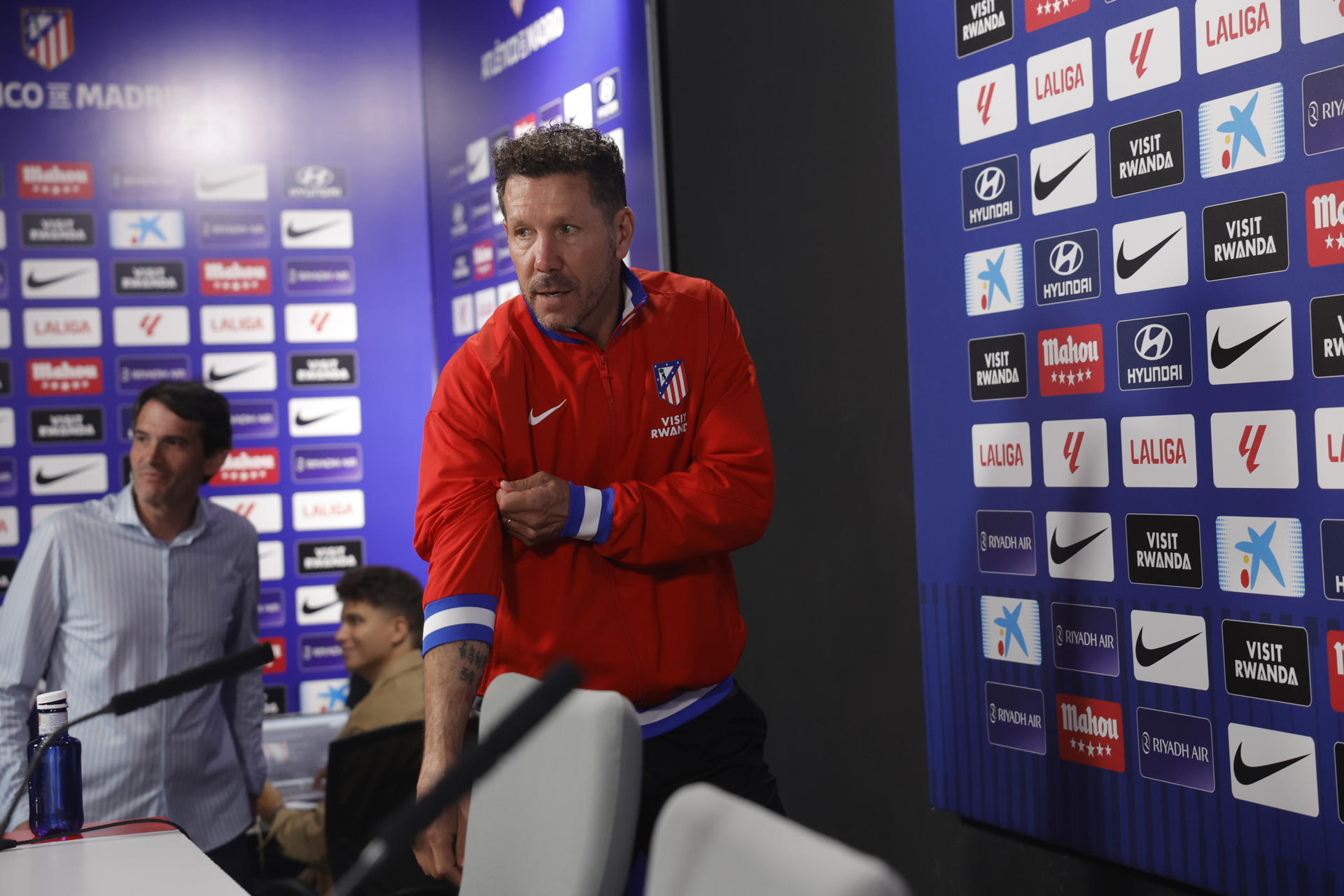 Simeone, durante la rueda de prensa.-EFE/ Zipi Aragón