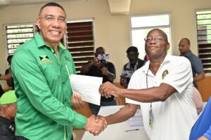 Foto de archivo del primer ministro de Jamaica, Andrew Holness. EFE/ Rudolph Brown