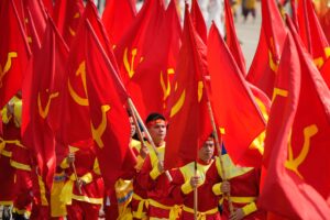 Artistas participan en un desfile con motivo de la celebración del 80º aniversario de la independencia, en Hanói, Vietnam, el 2 de septiembre de 2025. EFE/EPA/Vincent Thian / POOL