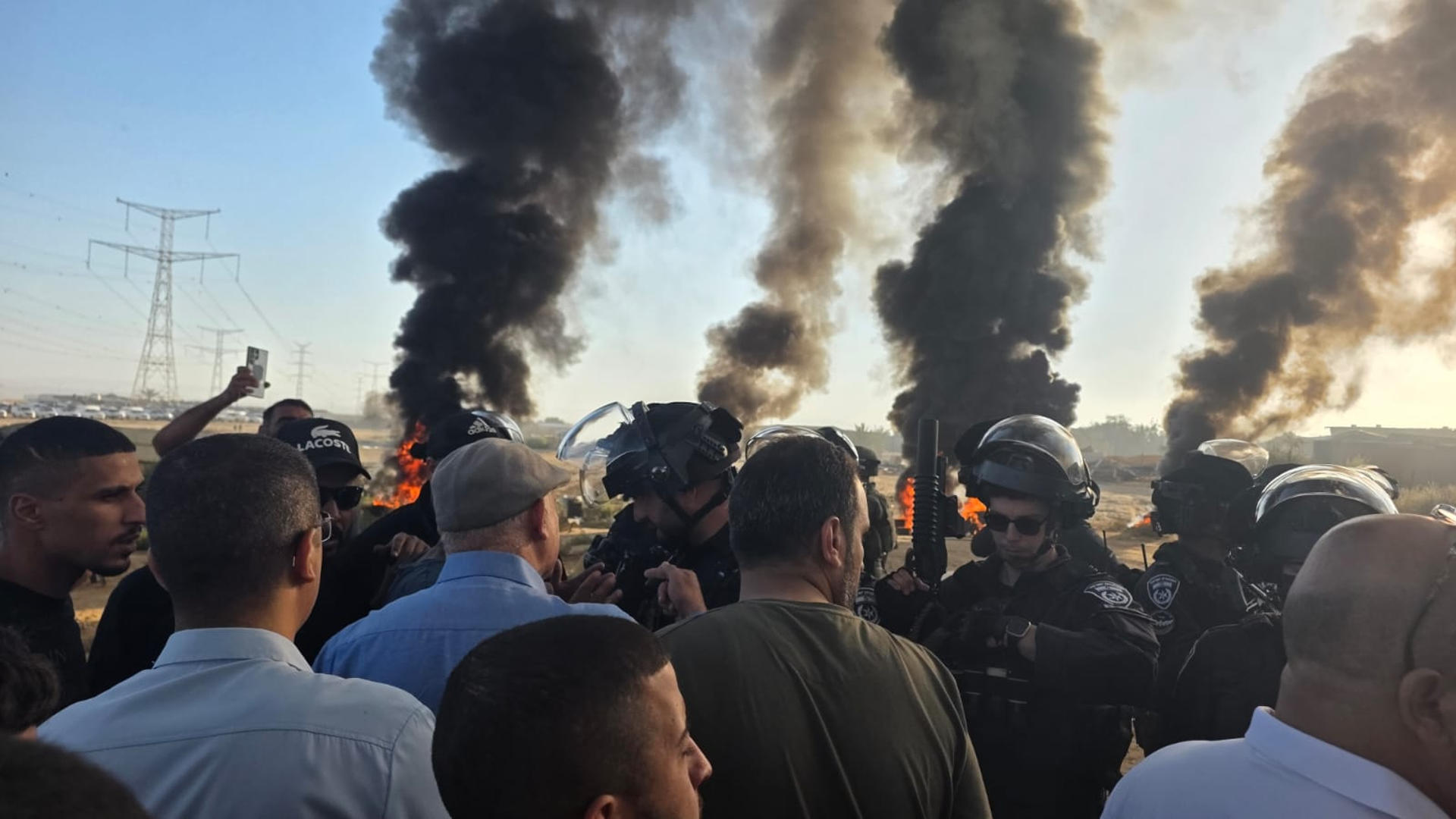 Imagen de la aldea no reconocida de Al Sir, en el sur del desierto israelí del Néguev, después de que cientos de policías armados israelíes, acompañados de excavadoras, destruyeron este miércoles unas 35 viviendas de árabes beduinos EFE/Consejo Regional de Pueblos Beduinos No Reconocidos (RCUV)
