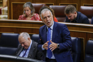 Imagen de archivo (17/09/2025) del ministro de Política Territorial y Memoria Democrática, Ángel Víctor Torres.
EFE/ J.J. Guillén