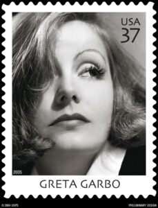 Diseño para un sello postal de 2005 con el retrato de Greta Garbo, del fotógrafo Clarence Sinclair Bull, tomado de la filmación de la película 'Como tu me deseas'. EFE/Archivo.