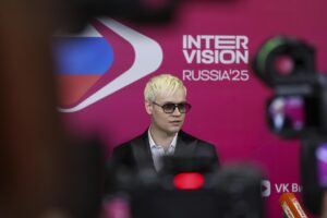 El representante ruso en Intervisión, Shaman (Yaroslav Dronov). EFE/EPA/MAXIM SHIPENKOV