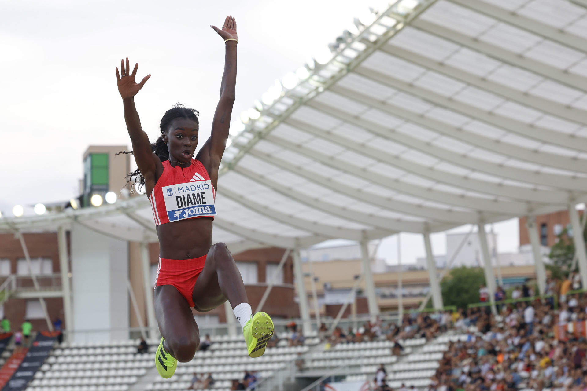 La atleta española Fatima Diamé participa en el salto de longitud del Meeting Madrid 2025, el pasado 19 de julio. EFE/Mariscal
