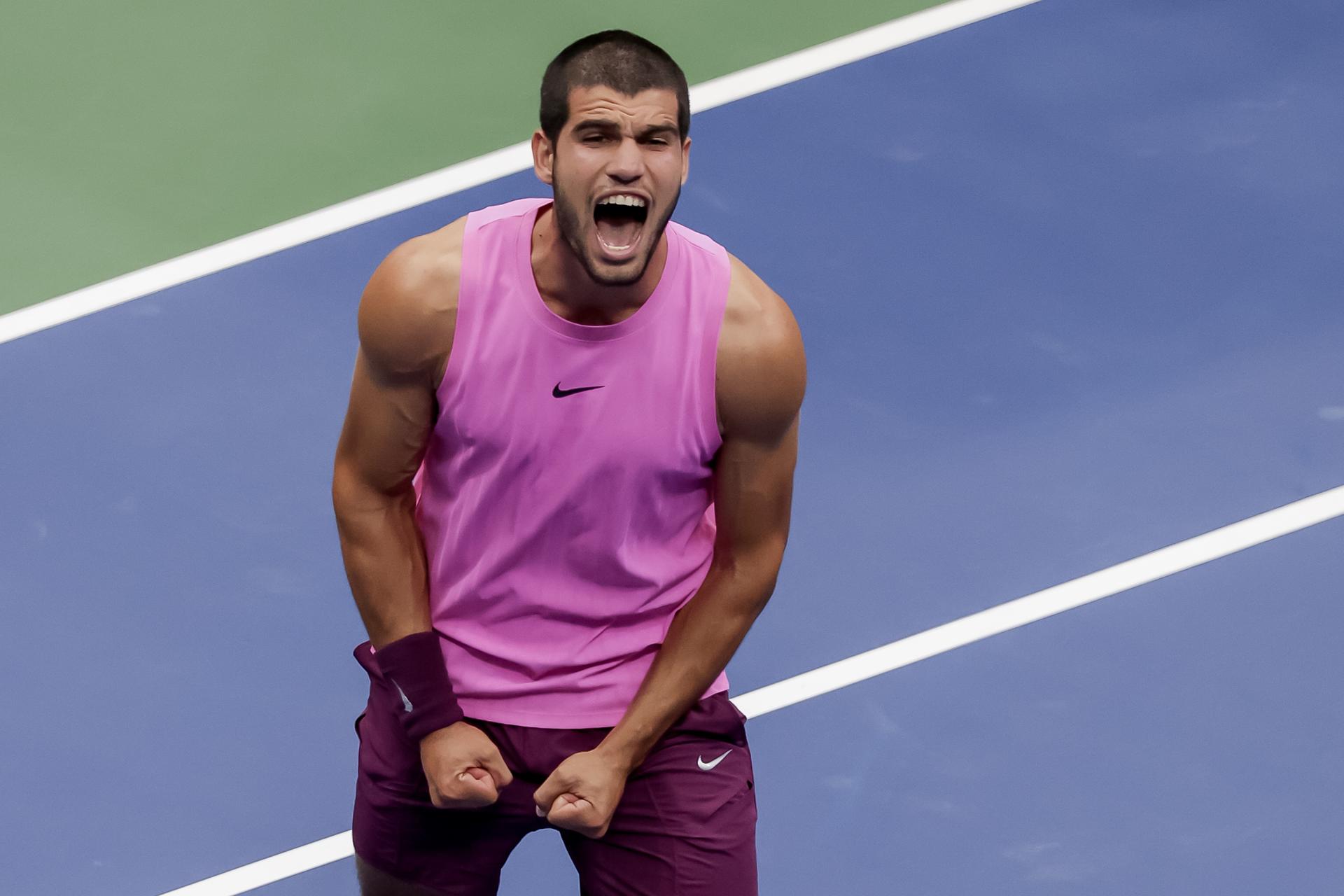 Carlos Alcaraz tras su victoria en el US Open de Tenis. EFE/EPA/BRIAN HIRSCHFELD