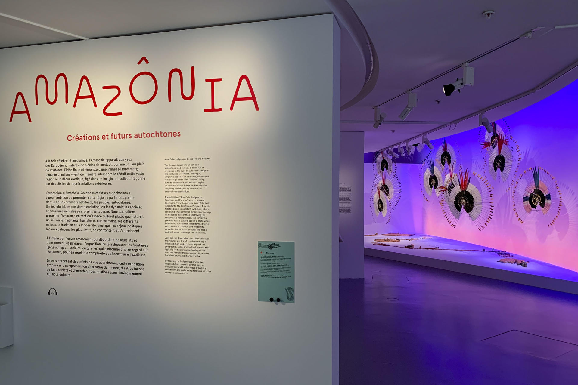PARÍS (FRANCIA), 29/09/2025.- El Museo del Quai Branly de París propone una exposición que combina piezas de sus colecciones antropológicas de la Amazonía con otras de artistas contemporáneos de la región en un diálogo de "creaciones y futuros autóctonos". EFE/ Isabel Rodríguez Ramiro
