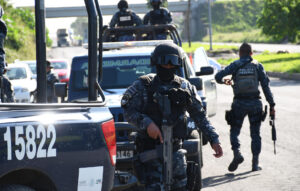 El asesinato de un candidato del partido oficialista Movimiento Regeneración Nacional (Morena) y el ataque armado a la vivienda del alcalde electo opositor, marcaron este miércoles una jornada de violencia ocurrida en el municipio de Coxquihui, ubicado en el norte del estado mexicano de Veracruz. Fotografía de archivo. EFE/Miguel Victoria