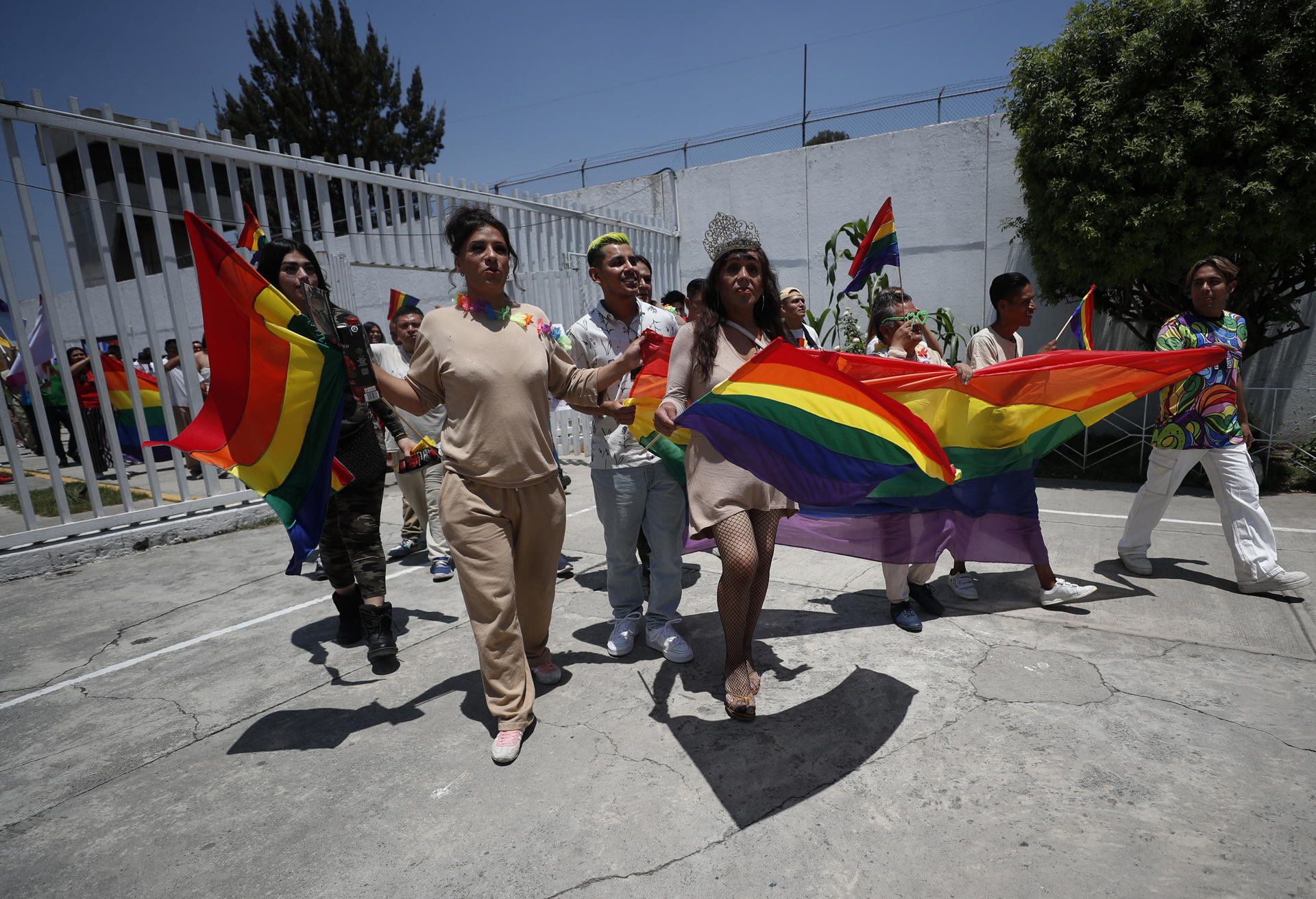 Miembros de la comunidad LGTB+, que permanecen privados de libertad en el Centro Preventivo Varonil de Oriente de la Ciudad de México (México). Fotografía de archivo. EFE/Sáshenka Gutiérrez