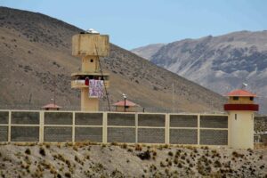 Fotografía de archivo en donde se ve una cárcel de máxima seguridad de Challapalca, ubicada en un remoto paraje andino del sur de Perú. EFE/STR