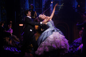 Pase gráfico del musical 'Cenicienta', este martes en el Teatro Coliseum en Madrid, que se estrenará el próximo 3 de octubre.- EFE/ Sergio Pérez