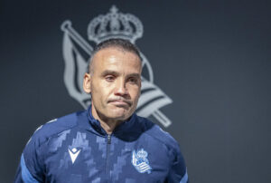 El entrenador de la Real Sociedad, Sergio Francisco, este viernes durante una rueda de prensa previa al partido del sábado ante el Real Madrid. EFE/Javier Etxezarreta